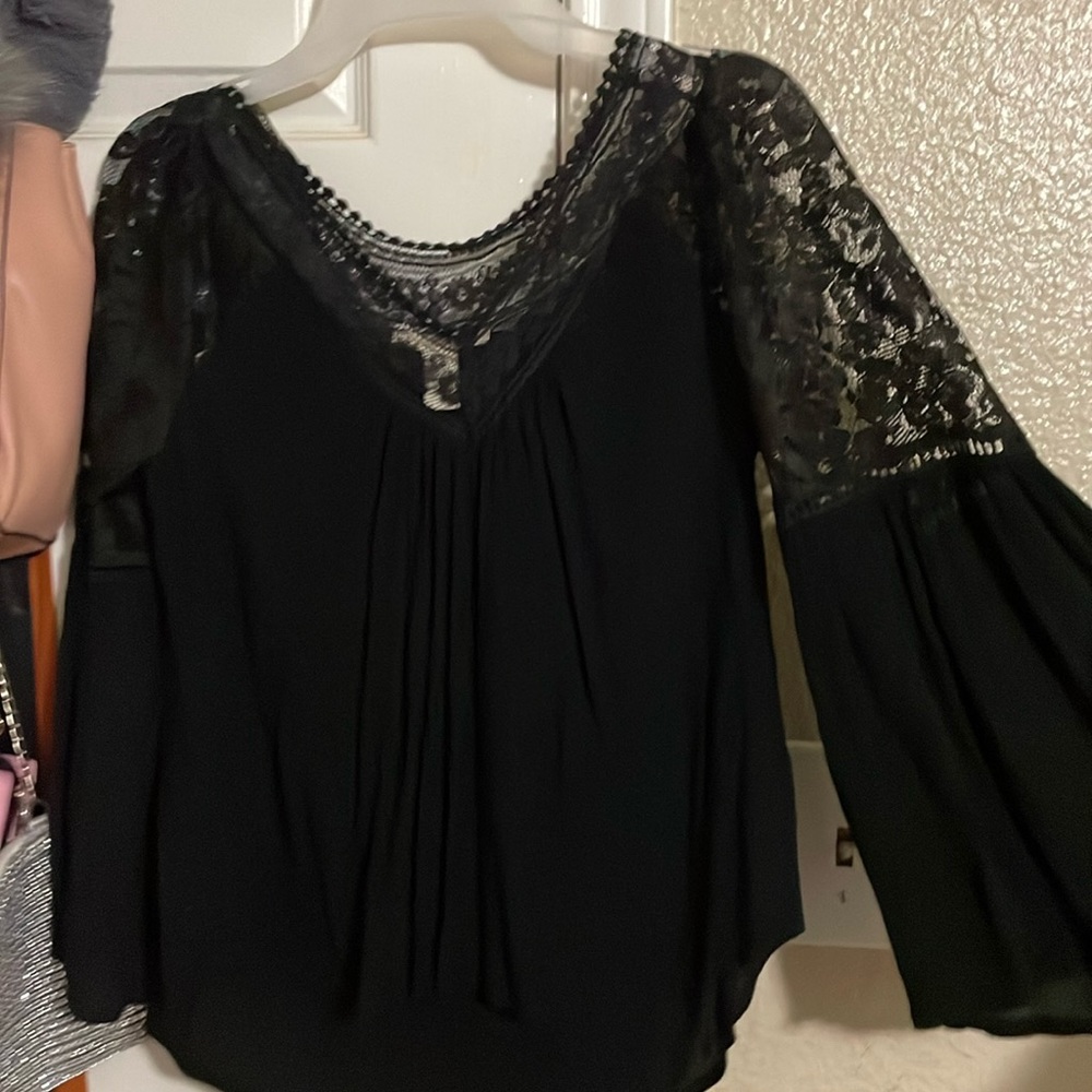 Cute blouse